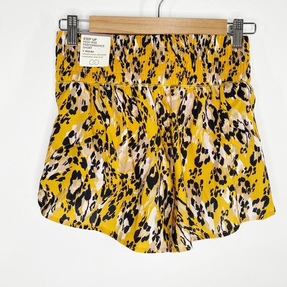 CALIA Yellow Cheetah Print Step Up Shorts Activewear Running Womens Size XXS - Picture 2 of 8